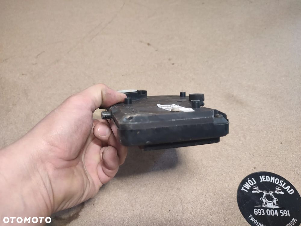 Licznik, zegar Honda CBR 929 - 8