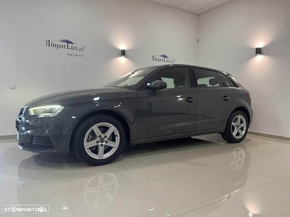 Audi A3 Sportback 1.6 TDI Design - 1