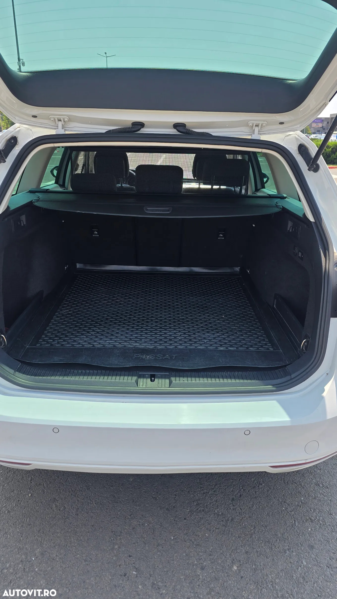 Volkswagen Passat Variant 2.0 TDI 4Motion Comfortline - 6