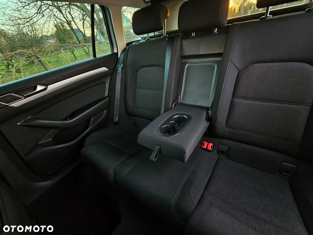 Volkswagen Passat 1.8 TSI (BlueMotion Technology) DSG Comfortline - 17