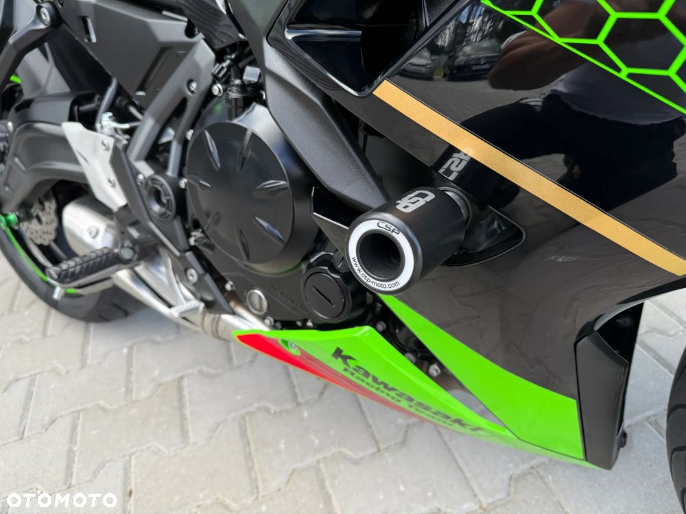 Kawasaki Ninja - 23