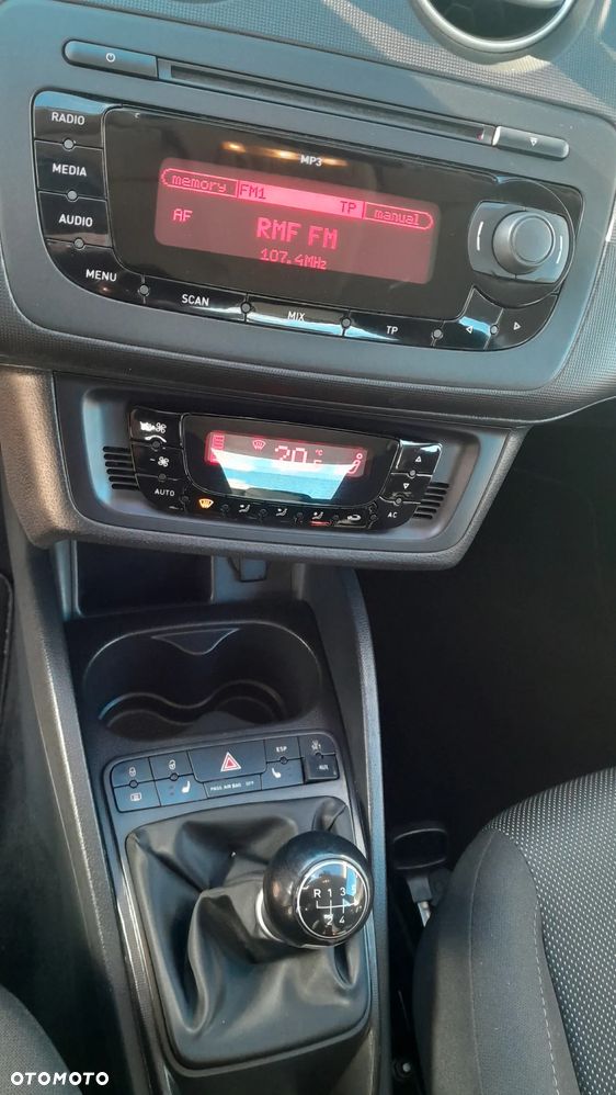 Seat Ibiza 1.4 16V Style - 12