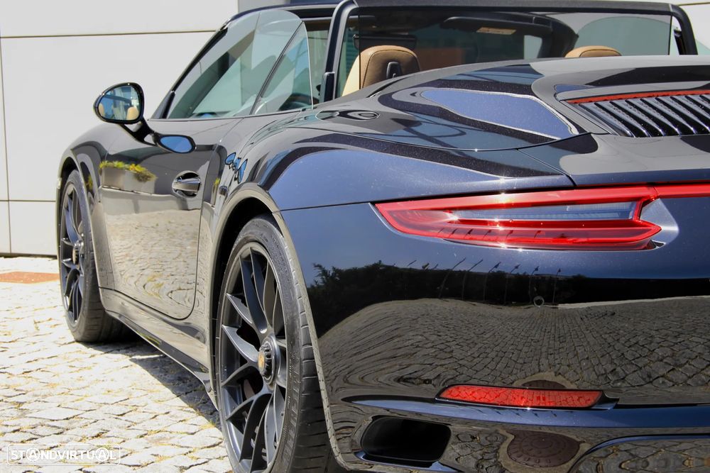 Porsche 911 (991) Carrera 4 GTS Cabriolet PDK - 7