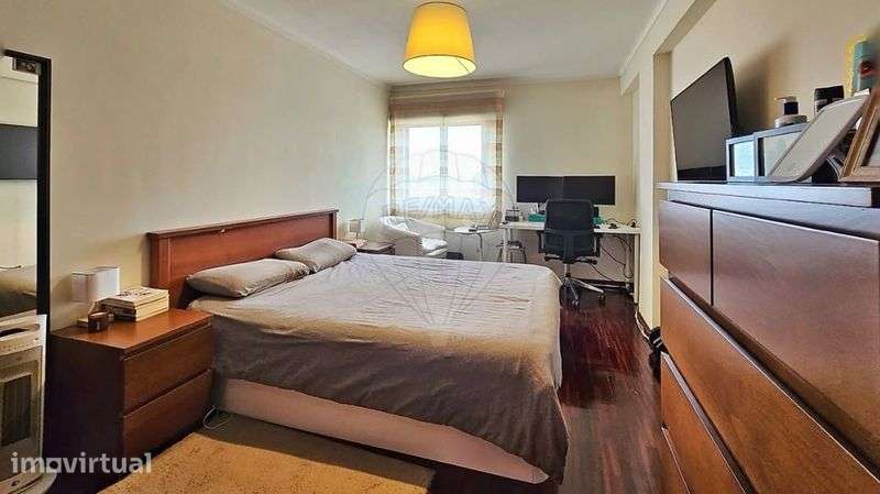 Apartamento T2 + arrecadação  e varanda  Santa Marta do Pinhal Marta - Grande imagem: 5/12