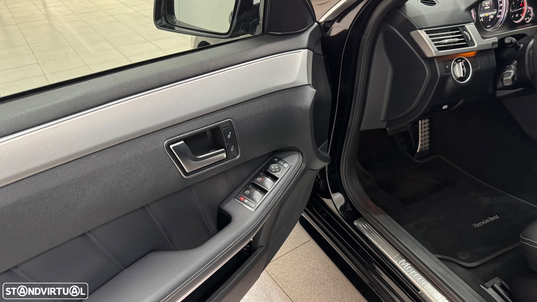 Mercedes-Benz E 250 CDi Avantgarde BE 4-Matic 150g - 24