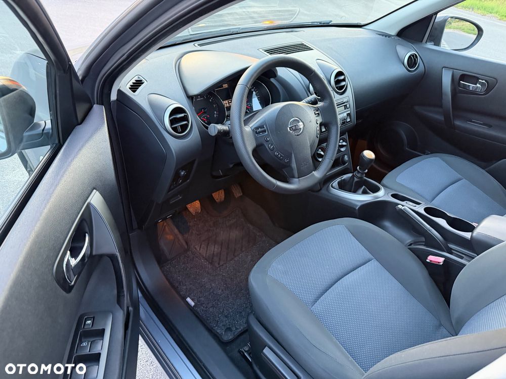 Nissan Qashqai+2 2.0 Visia - 9