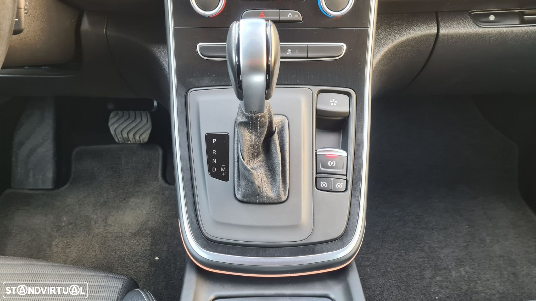 Renault Grand Scénic - 37
