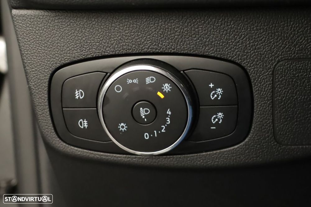 Ford Focus SW - 19
