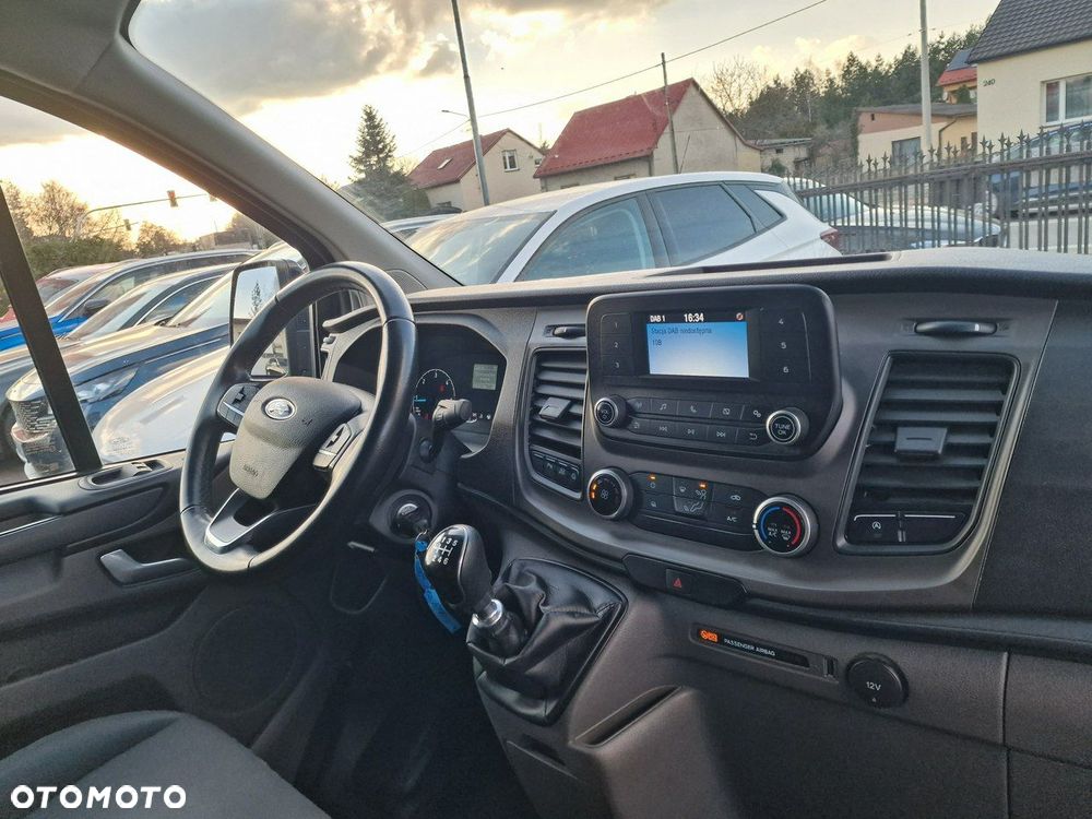 Ford Transit Custom - 11
