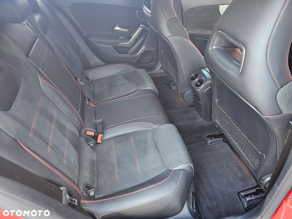 Mercedes-Benz Klasa A 180 d AMG Line 7G-DCT - 10