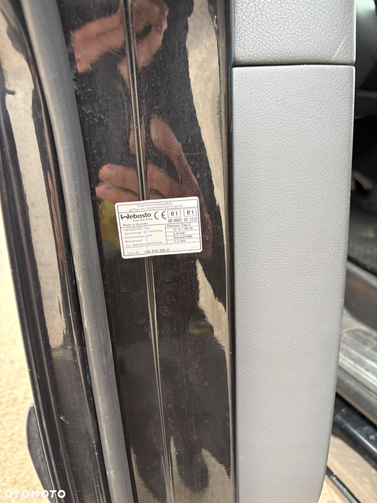 Volkswagen Multivan - 23