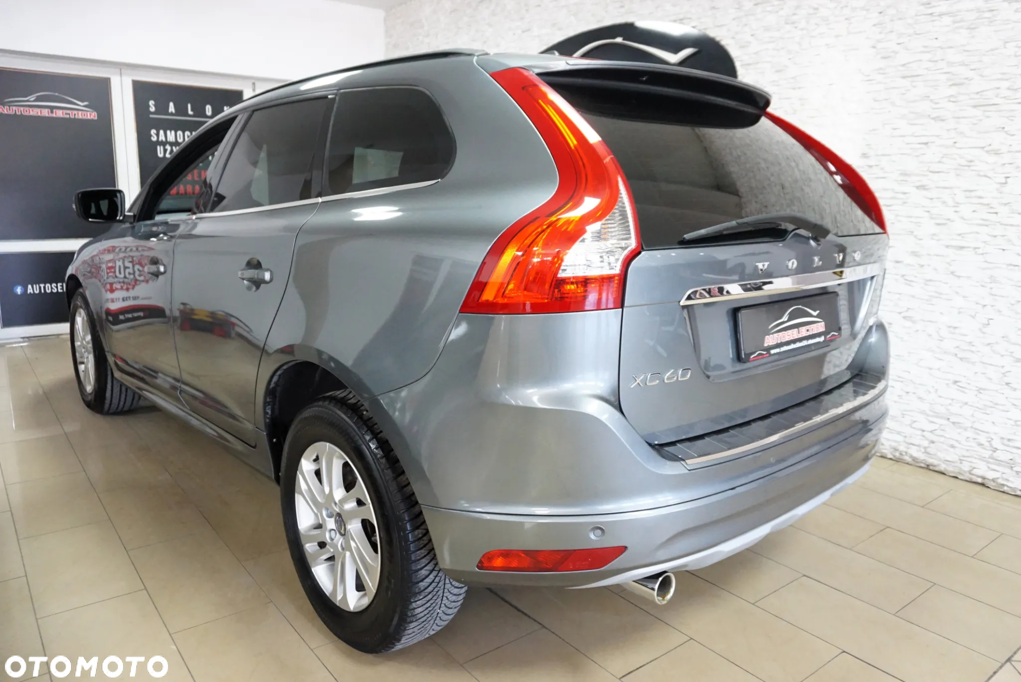 Volvo XC 60 - 8