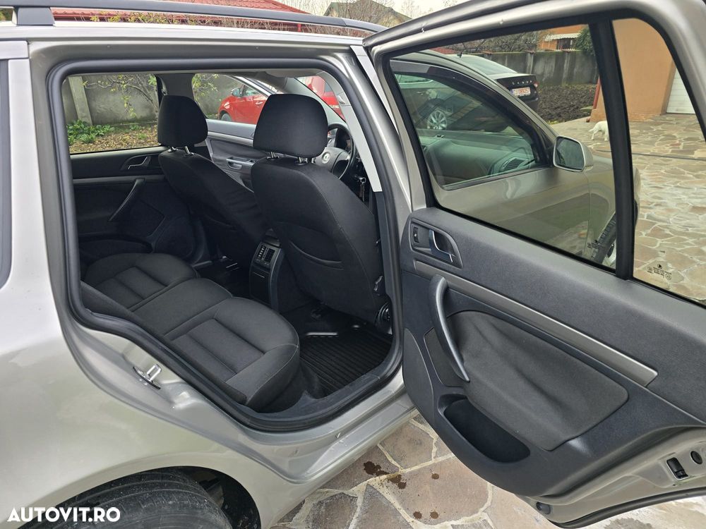 Skoda Octavia Combi 1.9TDI 4x4 - 11