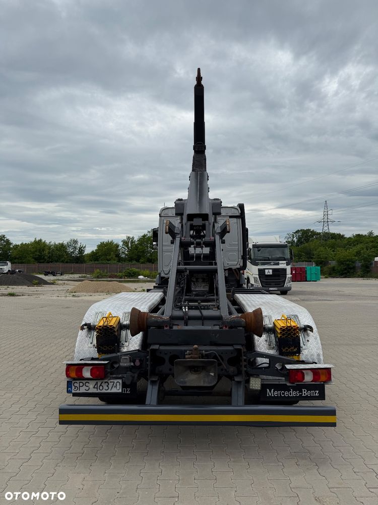 Mercedes-Benz Actros 2551 - 11