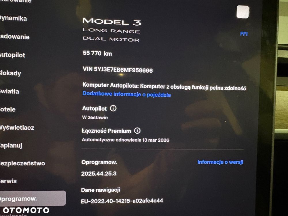Tesla Model 3 - 17