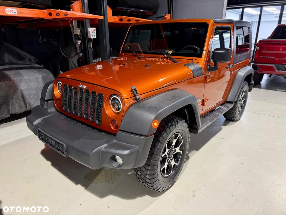 Jeep Wrangler 3.8 Sahara - 3