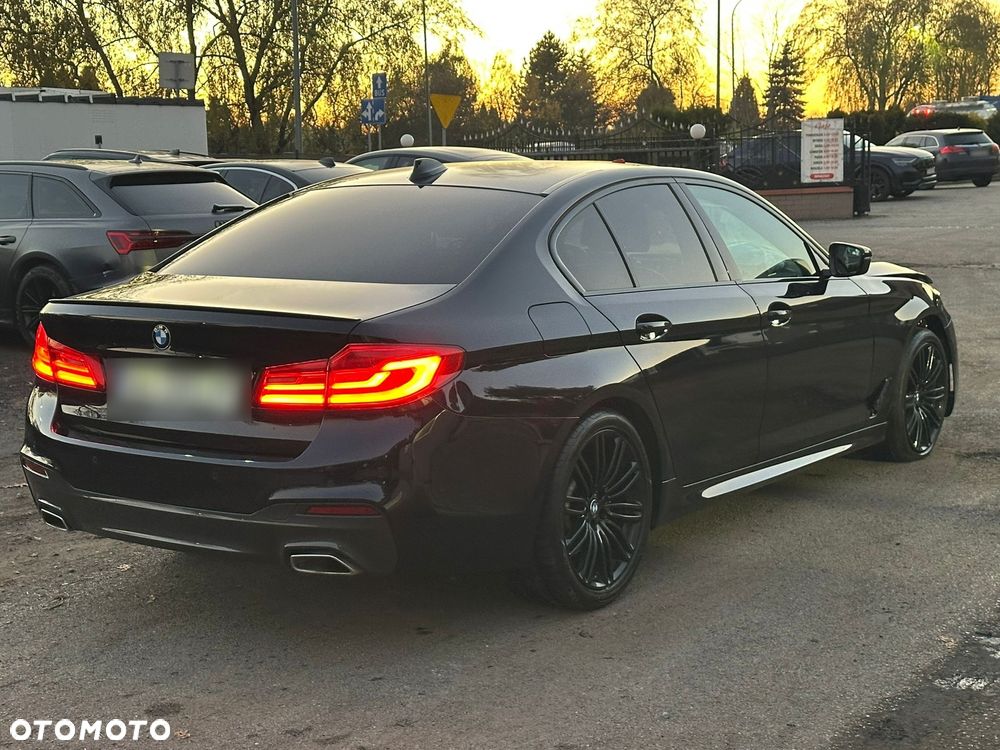 BMW Seria 5 520d xDrive M Sport sport - 12