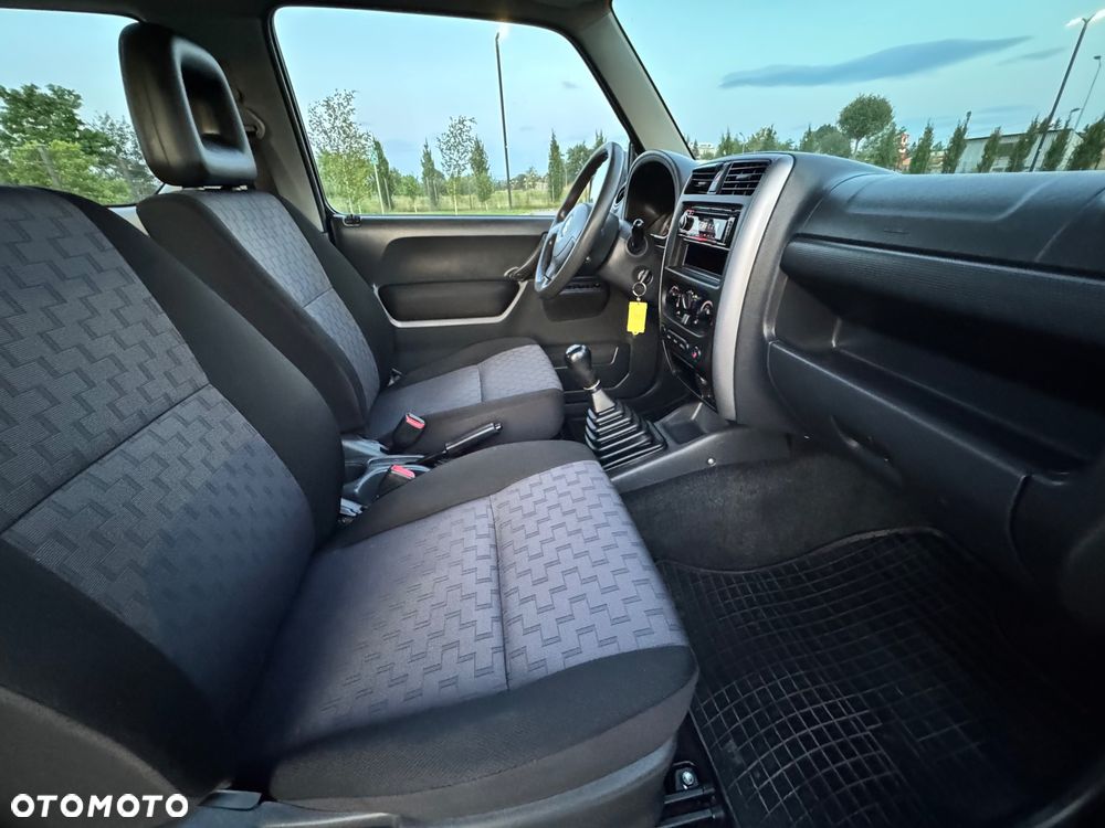 Suzuki Jimny - 24