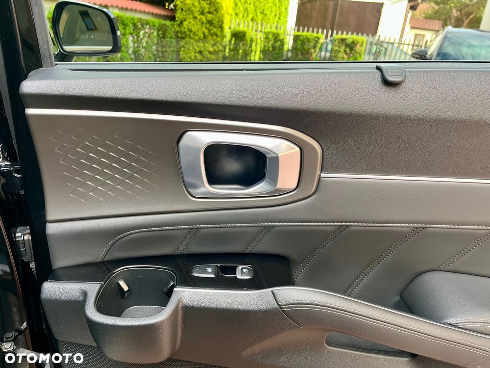 Kia Sorento 1.6 T-GDI HEV XL 7os - 26