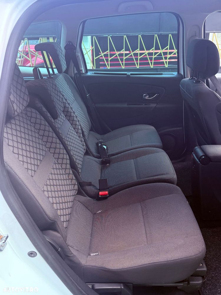 Renault Scenic Xmod 1.6 dCi Privilege - 19