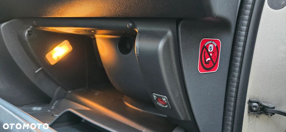 Peugeot 3008 1.6 Active - 26