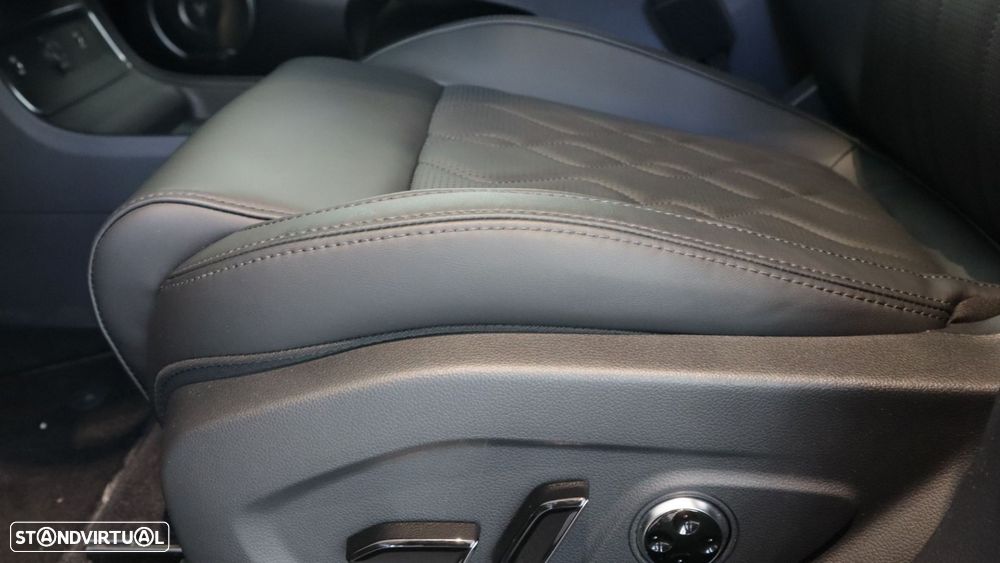 Voyah Free 107 kWh Luxury — fotografia 11