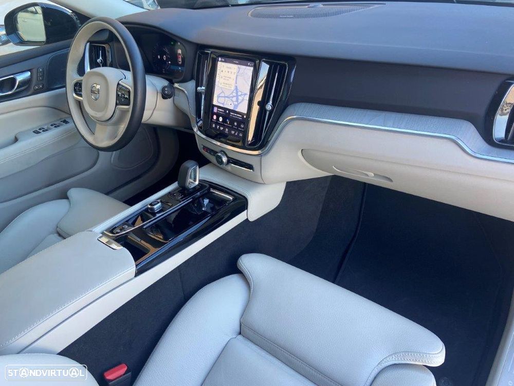Volvo V60 2.0 T6 AWD TE Plus Bright - 8