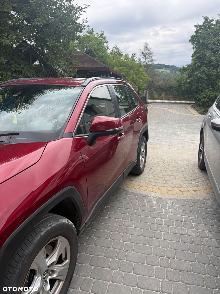 Toyota RAV4 - 5