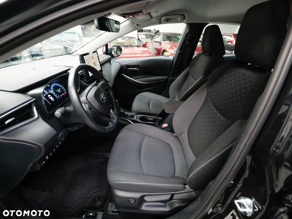 Toyota Corolla 1.8 Hybrid Comfort - 17