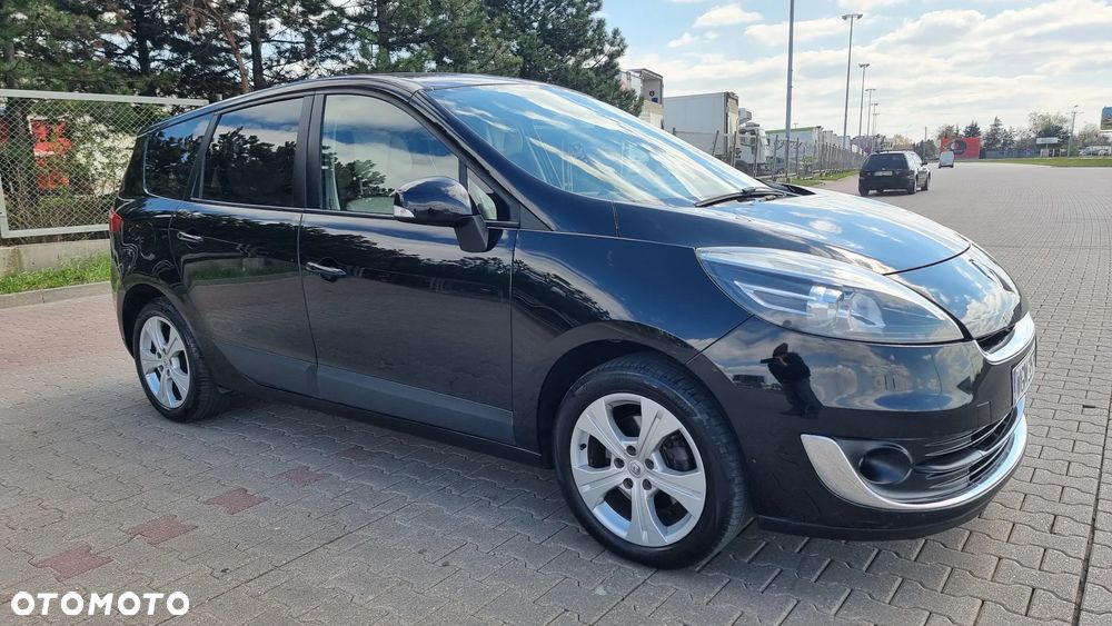 Renault Grand Scenic - 19