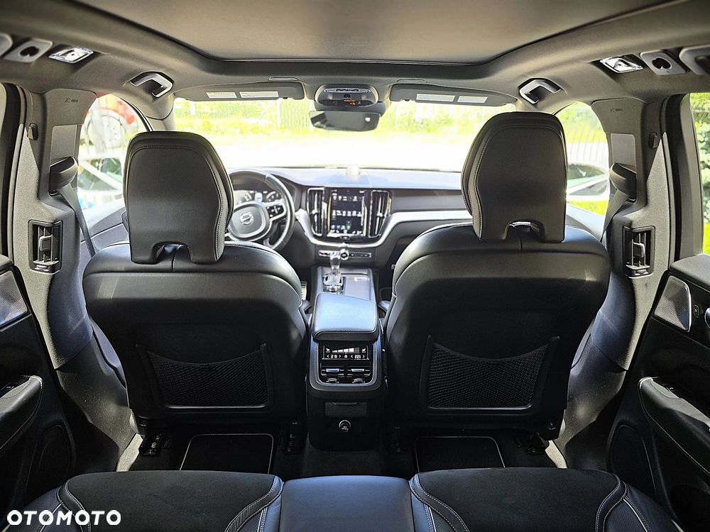 Volvo XC 60 T6 AWD R-Design - 20