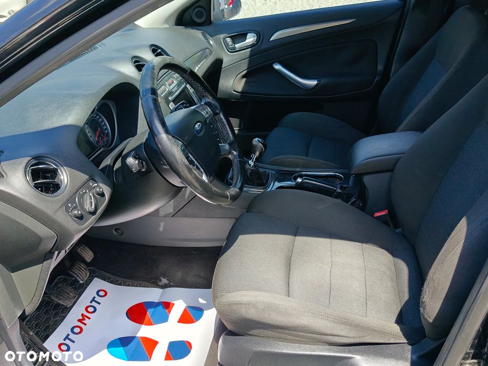 Ford Mondeo 2.0 TDCi Titanium - 10