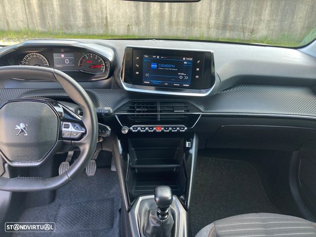 Peugeot 208 1.2 PureTech Allure - 19