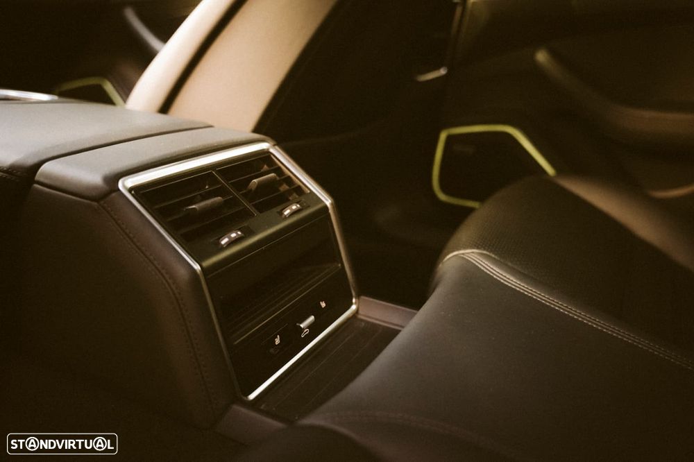 Porsche Panamera Sport Turismo 4S E-Hybrid - 45