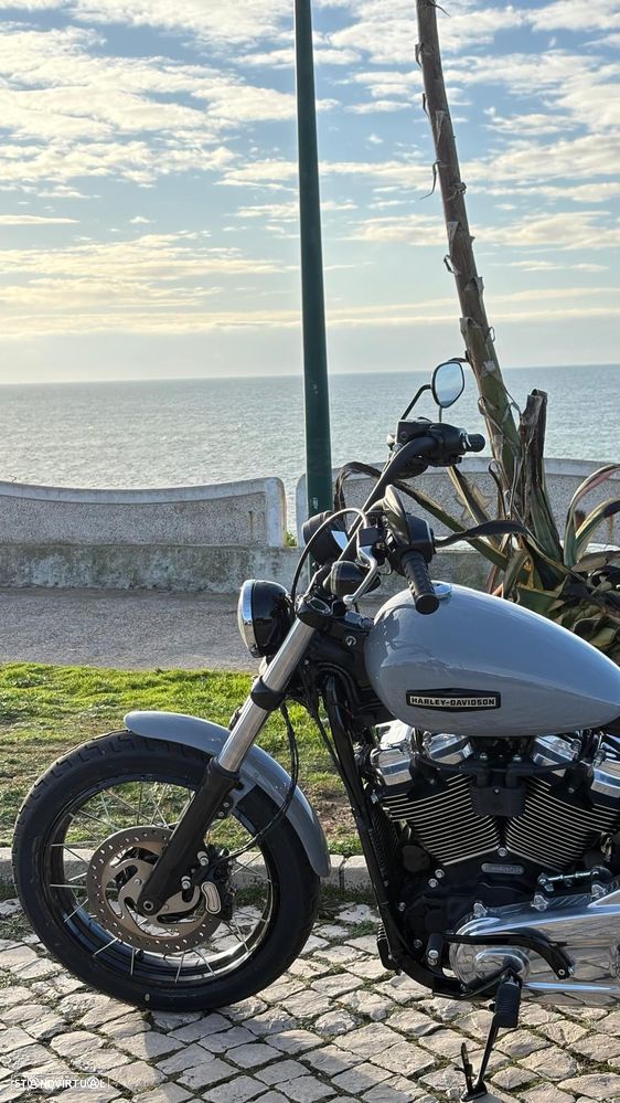 Harley-Davidson Softail Street Bob 117 - 5