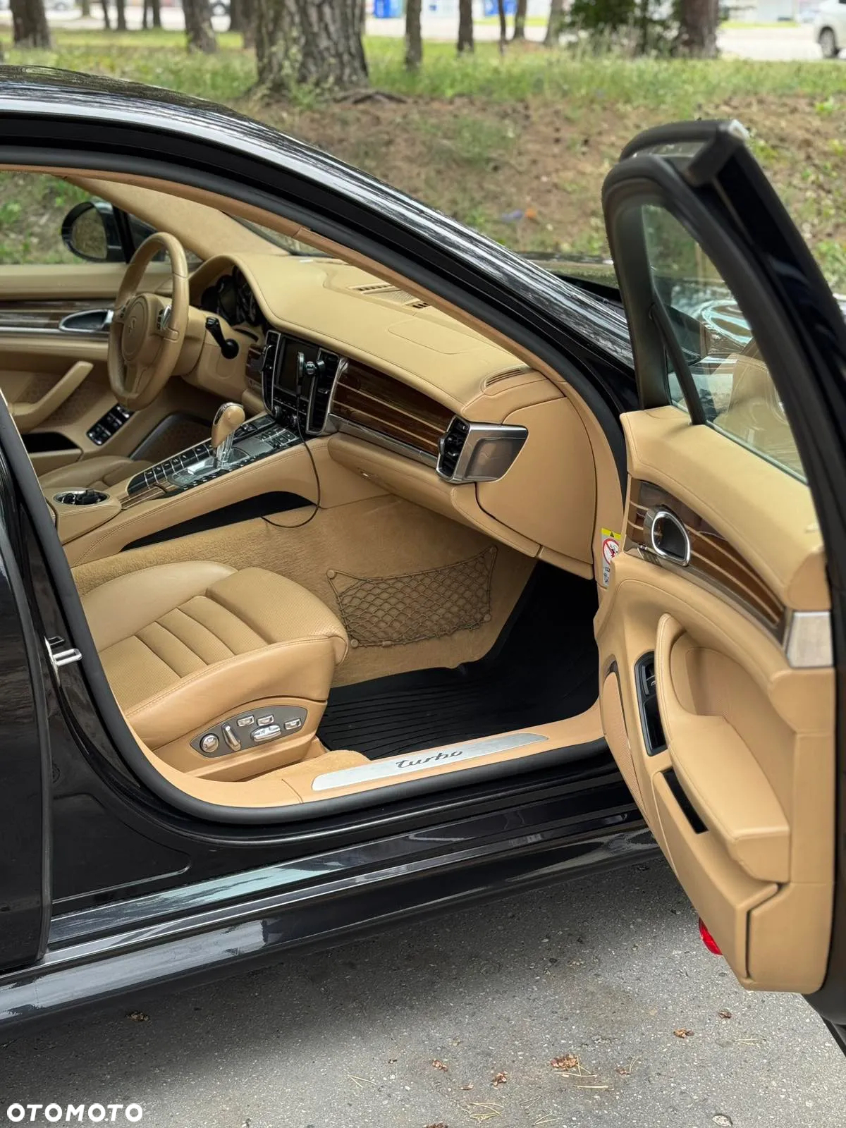 Porsche Panamera Turbo - 11