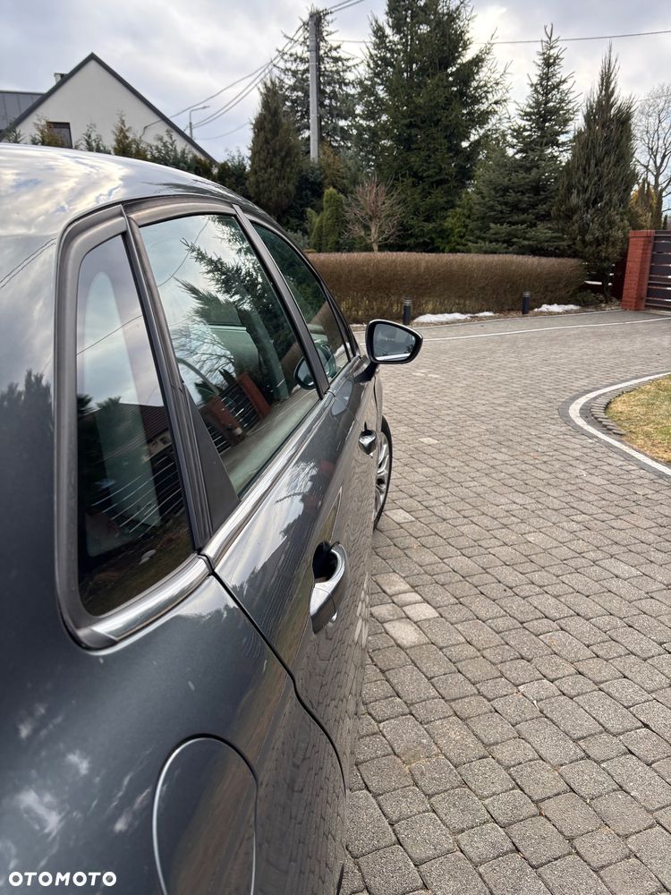 Citroën C4 e-HDi 115 ETG6 Selection - 10