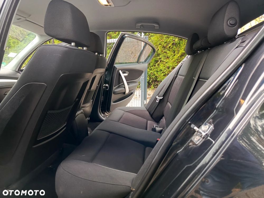 BMW Seria 1 118i - 20