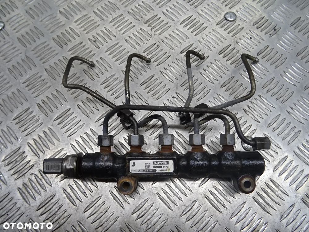 CITROEN C2 03-09 LIFT 1.4HDI LISTWA WTRYSKOWA - 4