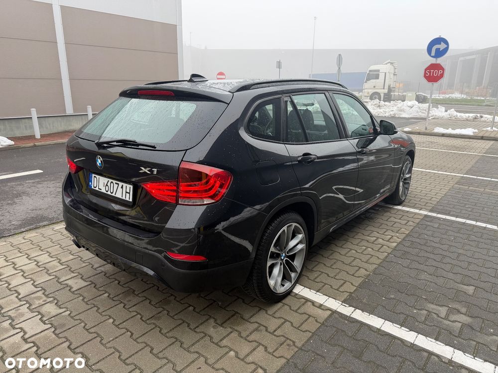 BMW X1 xDrive20d xLine - 5