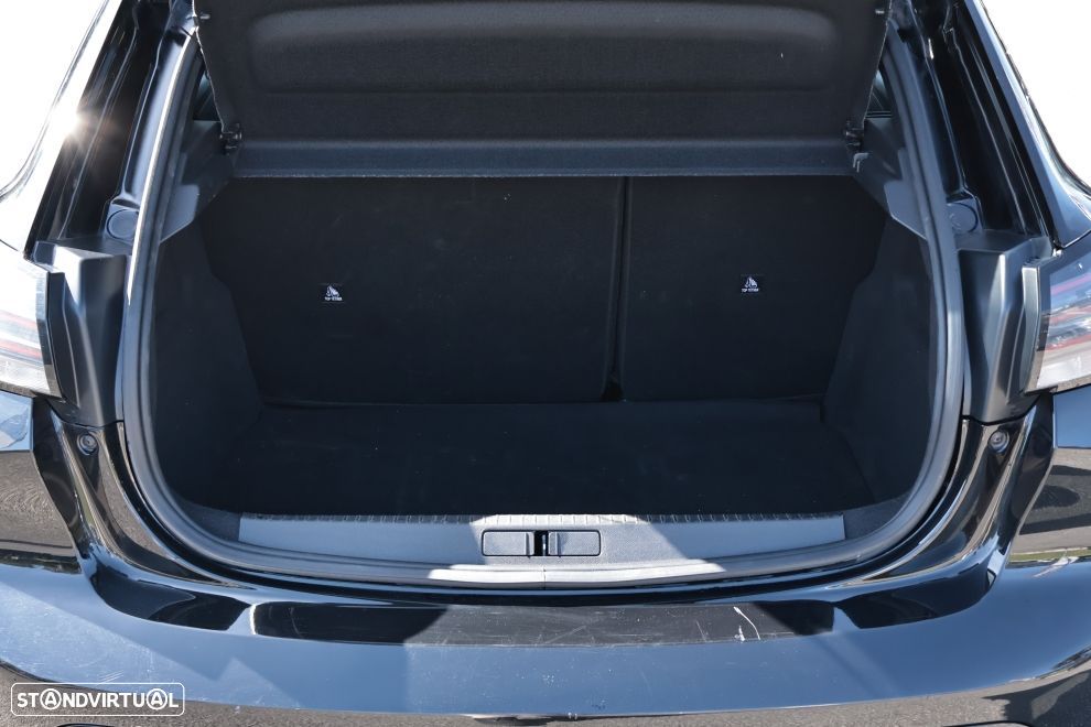 Peugeot 208 1.2 PureTech Allure - 17