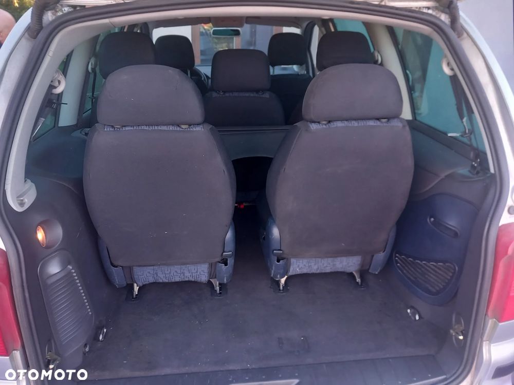 Seat Alhambra 2.0 TDI Sport Edition - 5