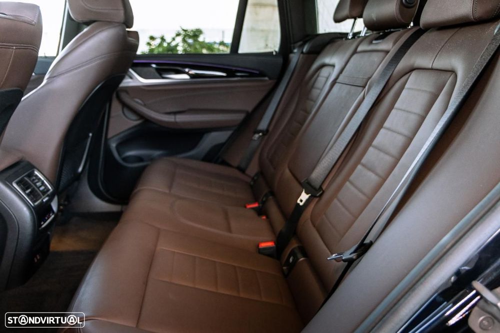 BMW iX3 M Sport Impressive - 18