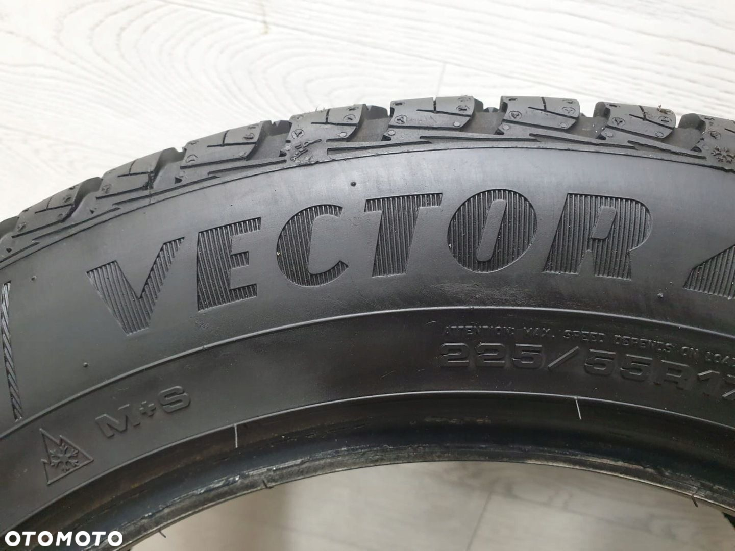 Opona całoroczna Goodyear Vector 4SEASONS GEN-2 225/55R17 97 V - 5