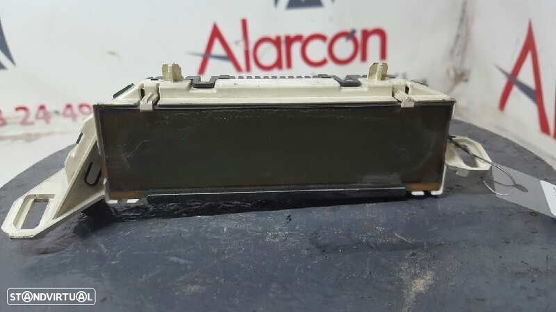 TELA/ECRÃ MULTIFUNÇÕES CITROEN C4 BERLINA 1.6 16V HDI - 1