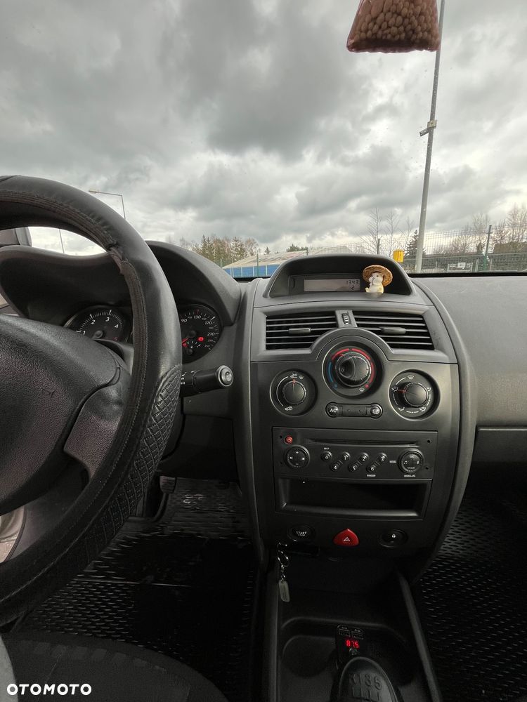 Renault Megane 1.5 dCi Expression - 5