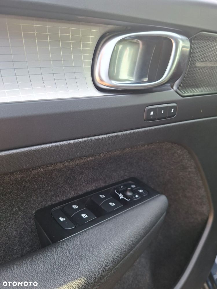 Volvo XC 40 T3 Momentum - 15
