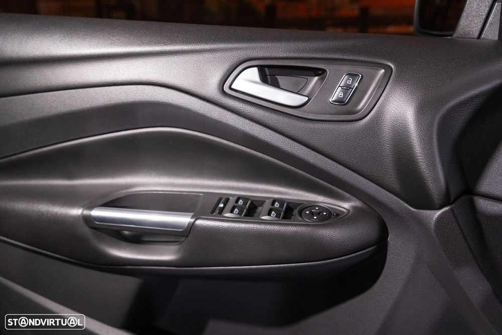 Ford Kuga 2.0 TDCi Trend - 20