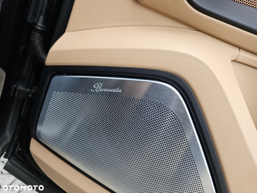 Porsche Cayenne Standard - 32