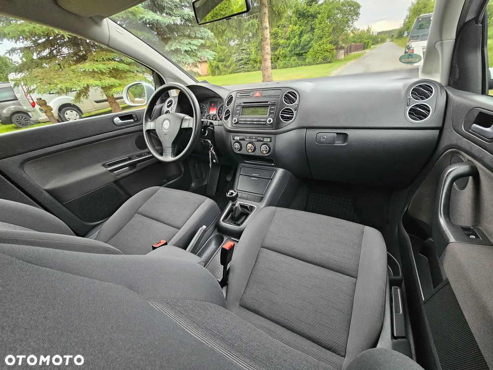 Volkswagen Golf Plus - 12